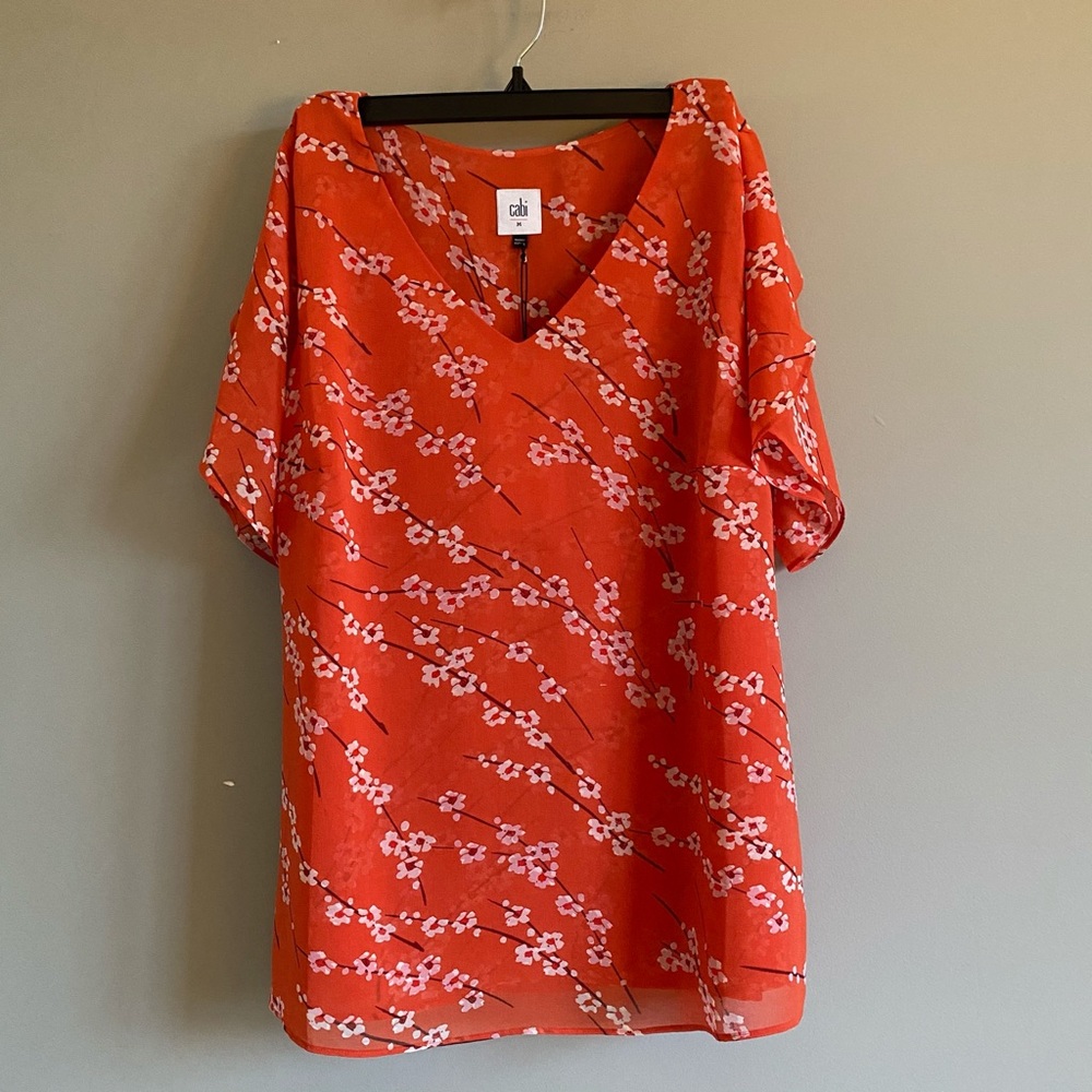 cabi Split Sleeve top-NWT!